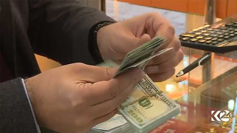 Zêdebûna Dolarê Emerî Lîreya Tirkiyê têk dibe